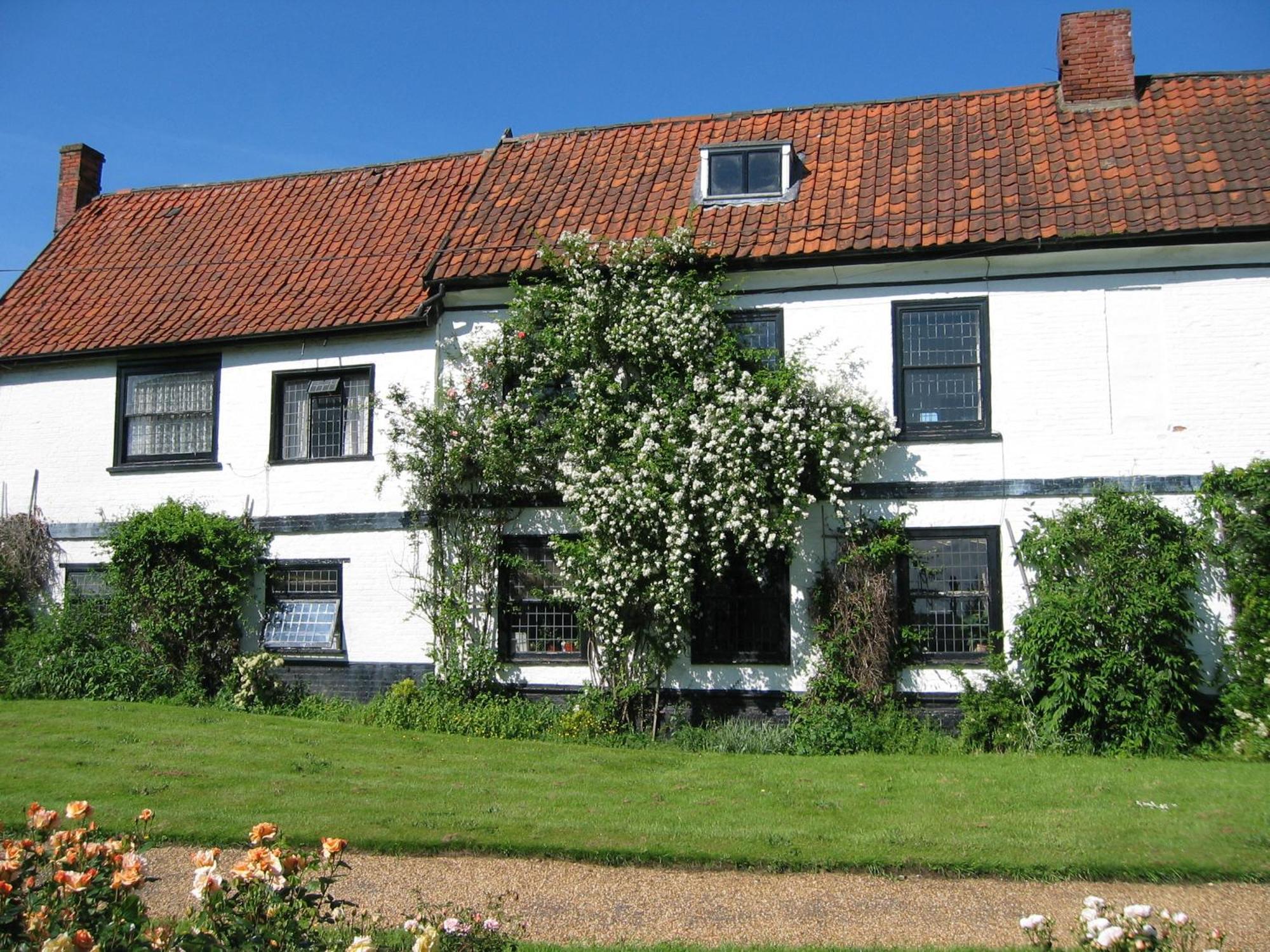 The Griffin Hotel Attleborough Exterior photo